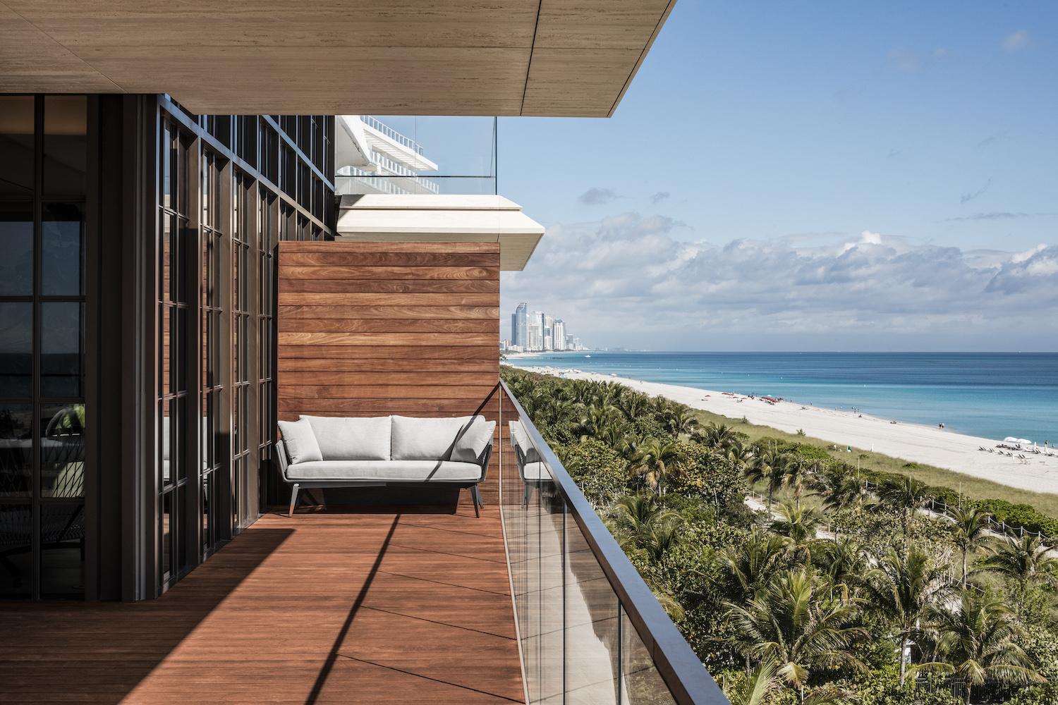 Arte Surfside renderings photo 5