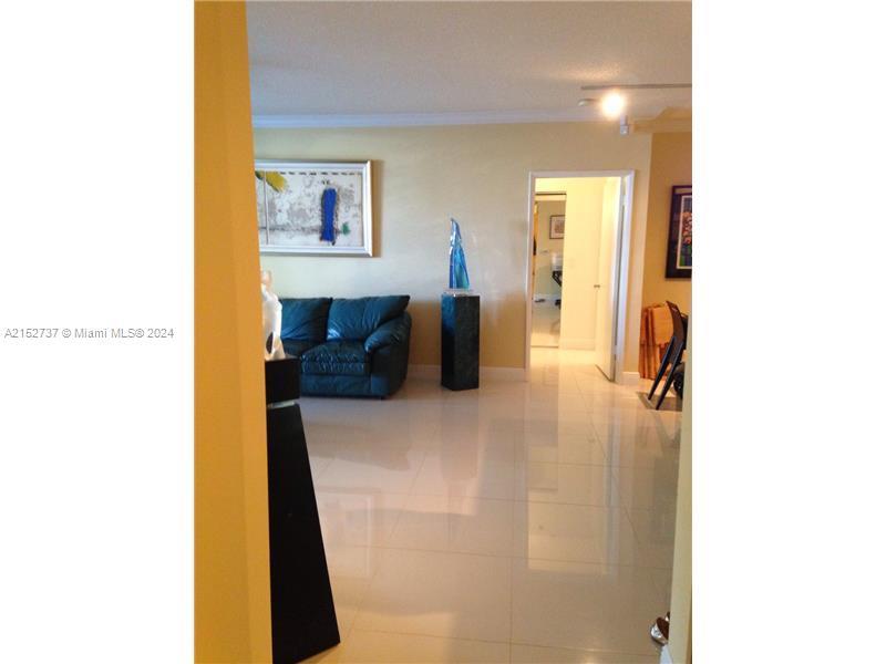 19877 E COUNTRY CLUB DR # 3108, Aventura FL 33180 photo 2