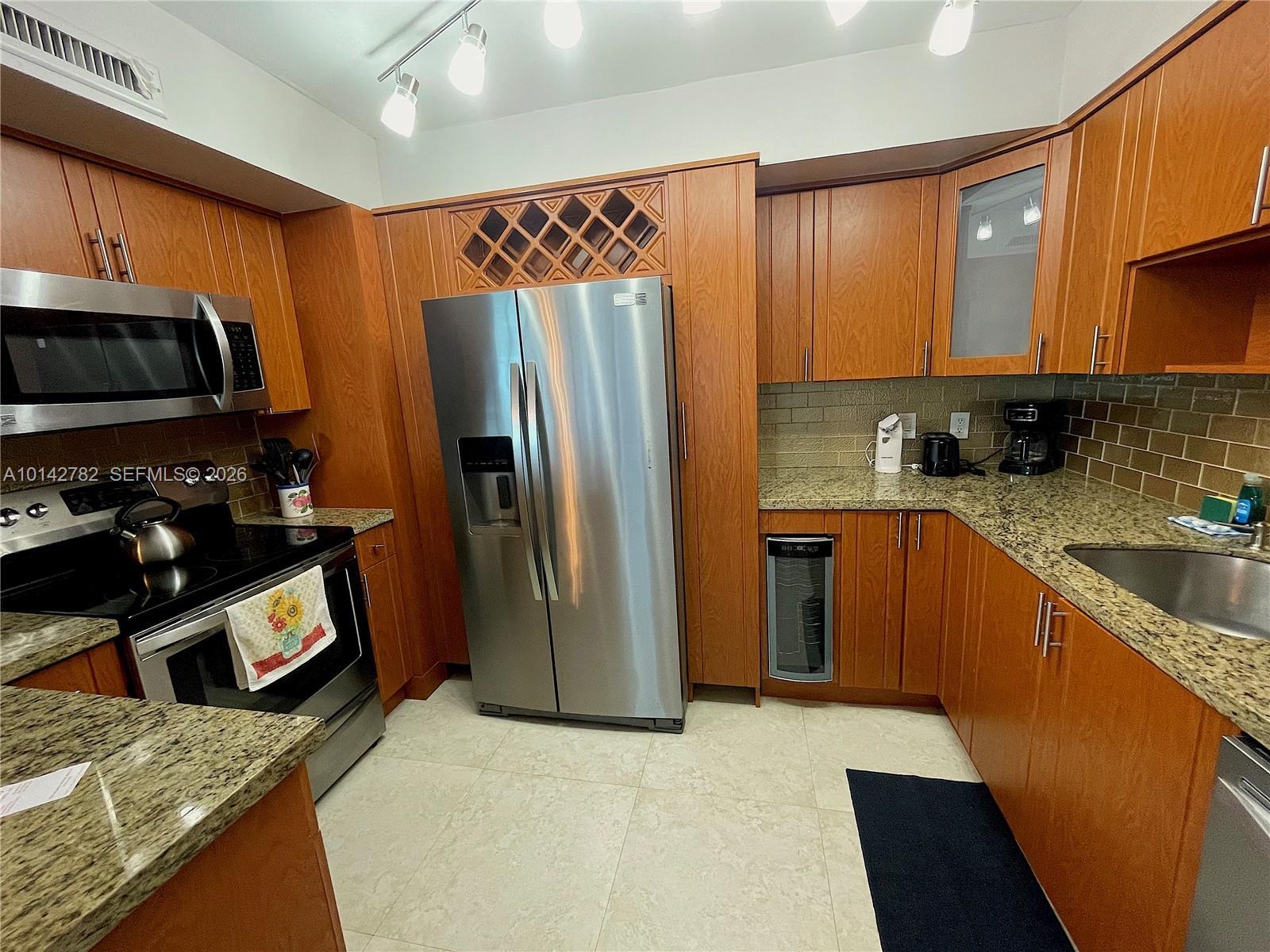 3505 S Ocean Dr # 1415, Hollywood FL 33019 photo 2