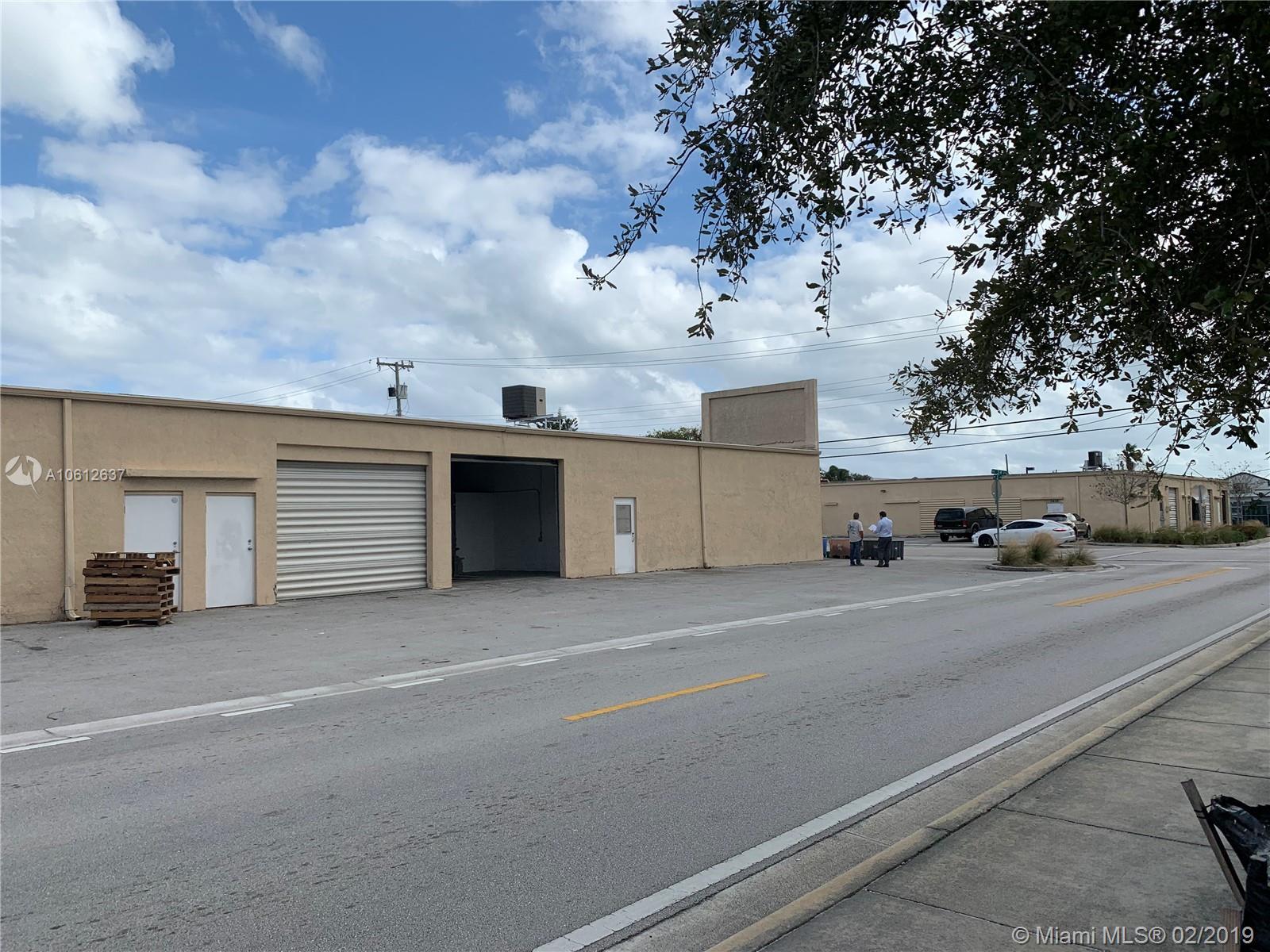 3472 NE 5th Ave, Oakland Park FL 33334