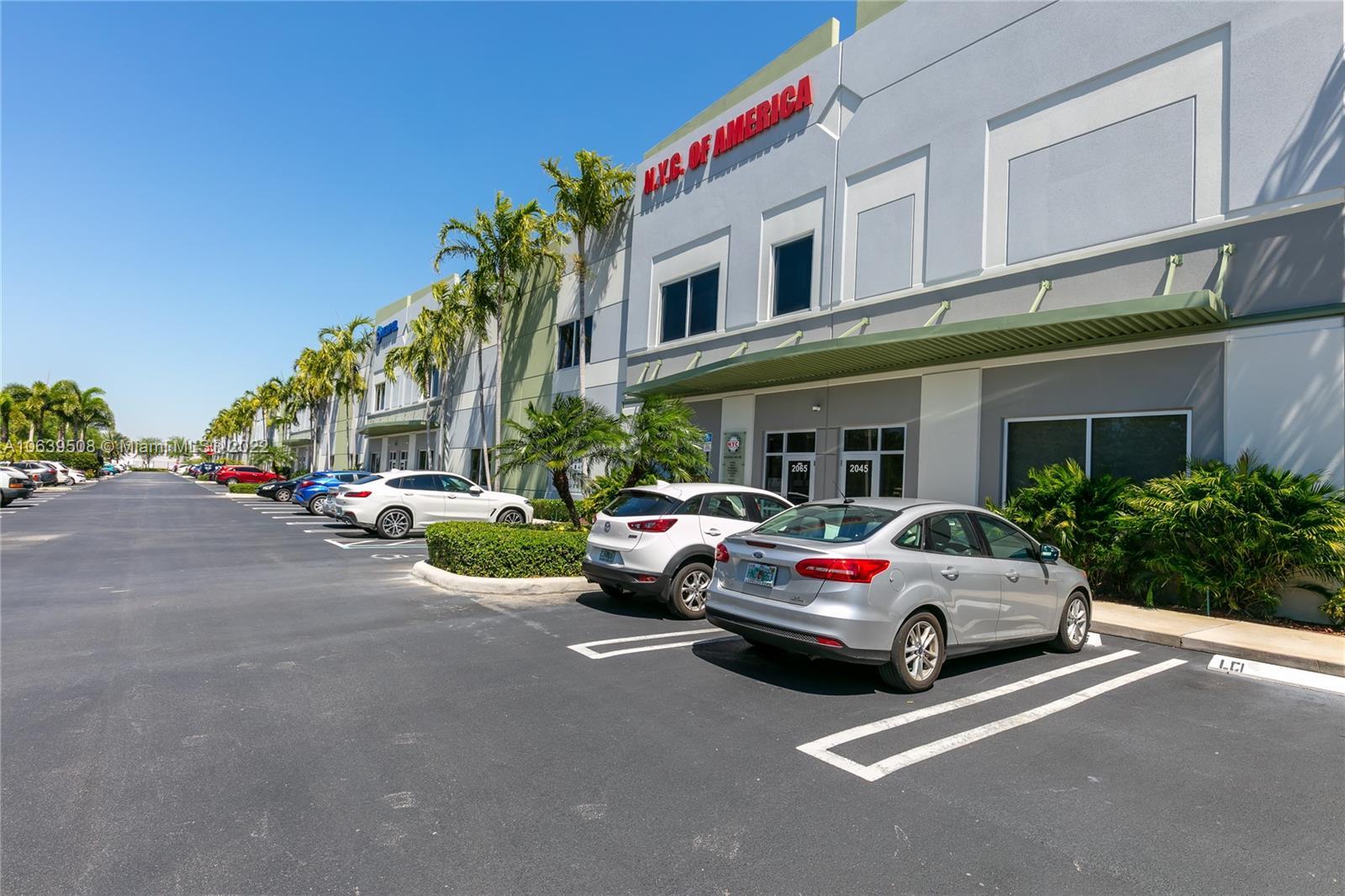 2045 NW 115th Ave # 12, Doral FL 33172 photo 2