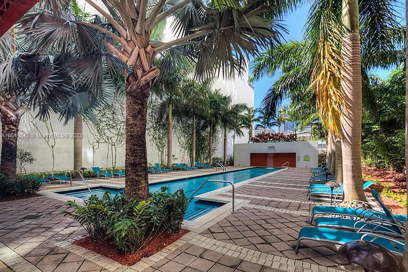 133 NE 2nd Ave # 1005, Miami FL 33132 photo 3