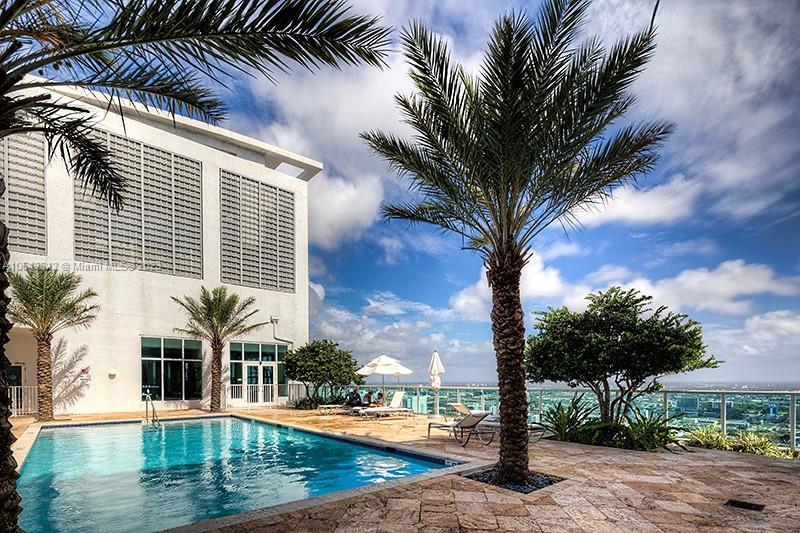 133 NE 2nd Ave # 1005, Miami FL 33132