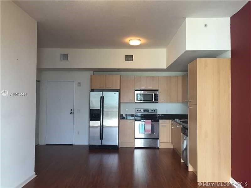 1350 NW 8th Ct # 6, Miami FL 33136 photo 3