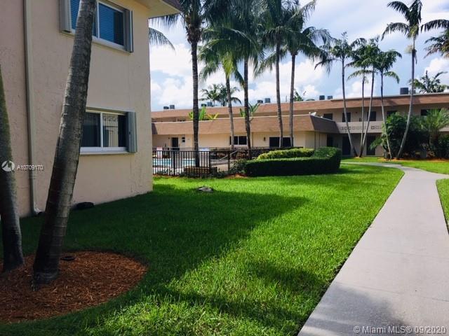 14500 SW 88th Ave # 105, Palmetto Bay FL 33176 photo 4
