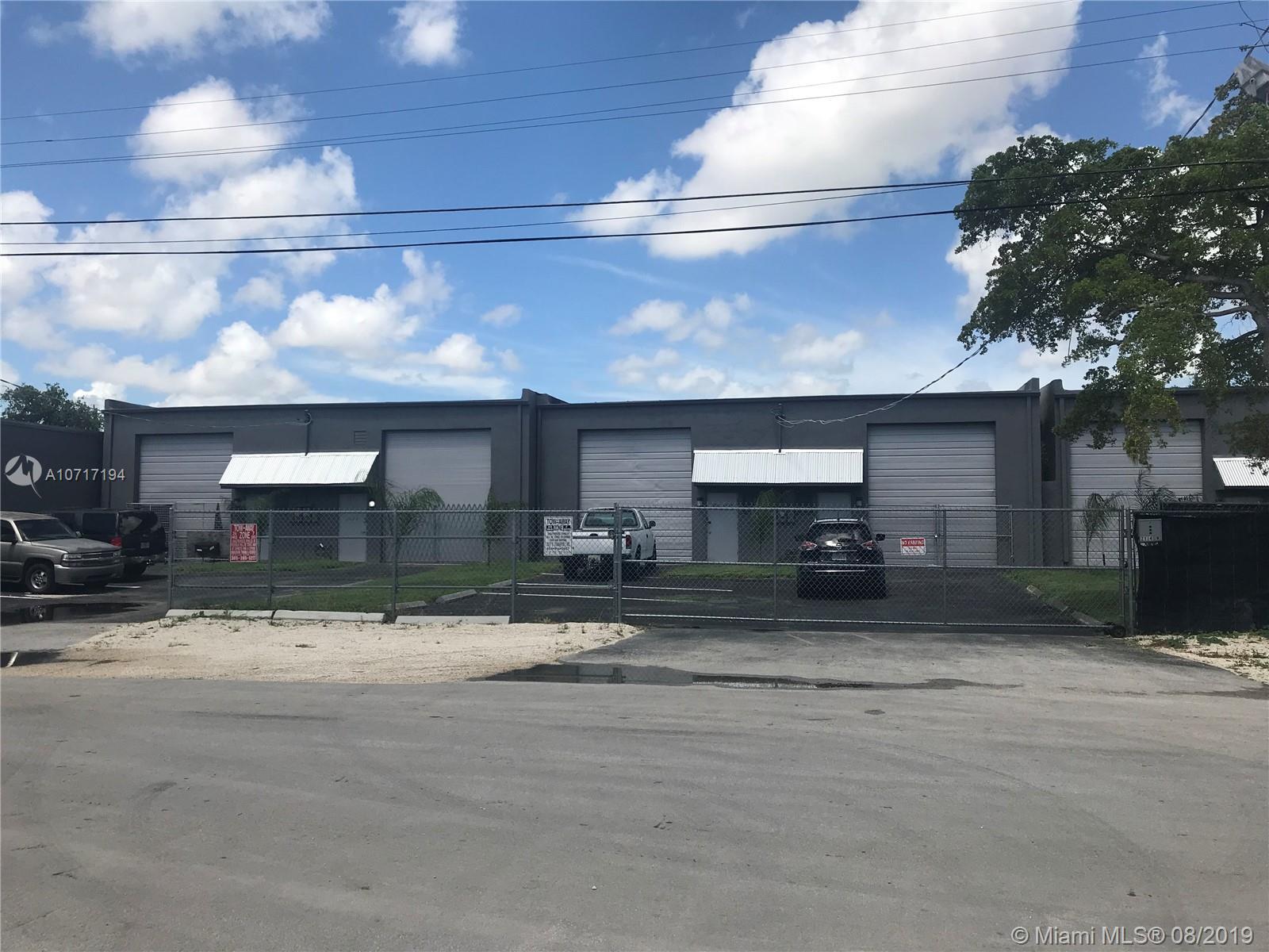 2112 SW 58th Ter, West Park FL 33023