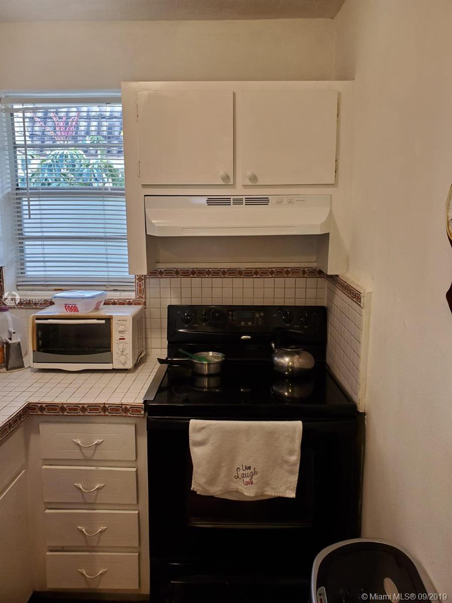 13655 NE 10th Ave # 308, North Miami FL 33161 photo 5