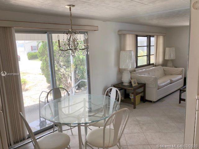 5440 SW 27th Ter, Dania Beach FL 33312 photo 2
