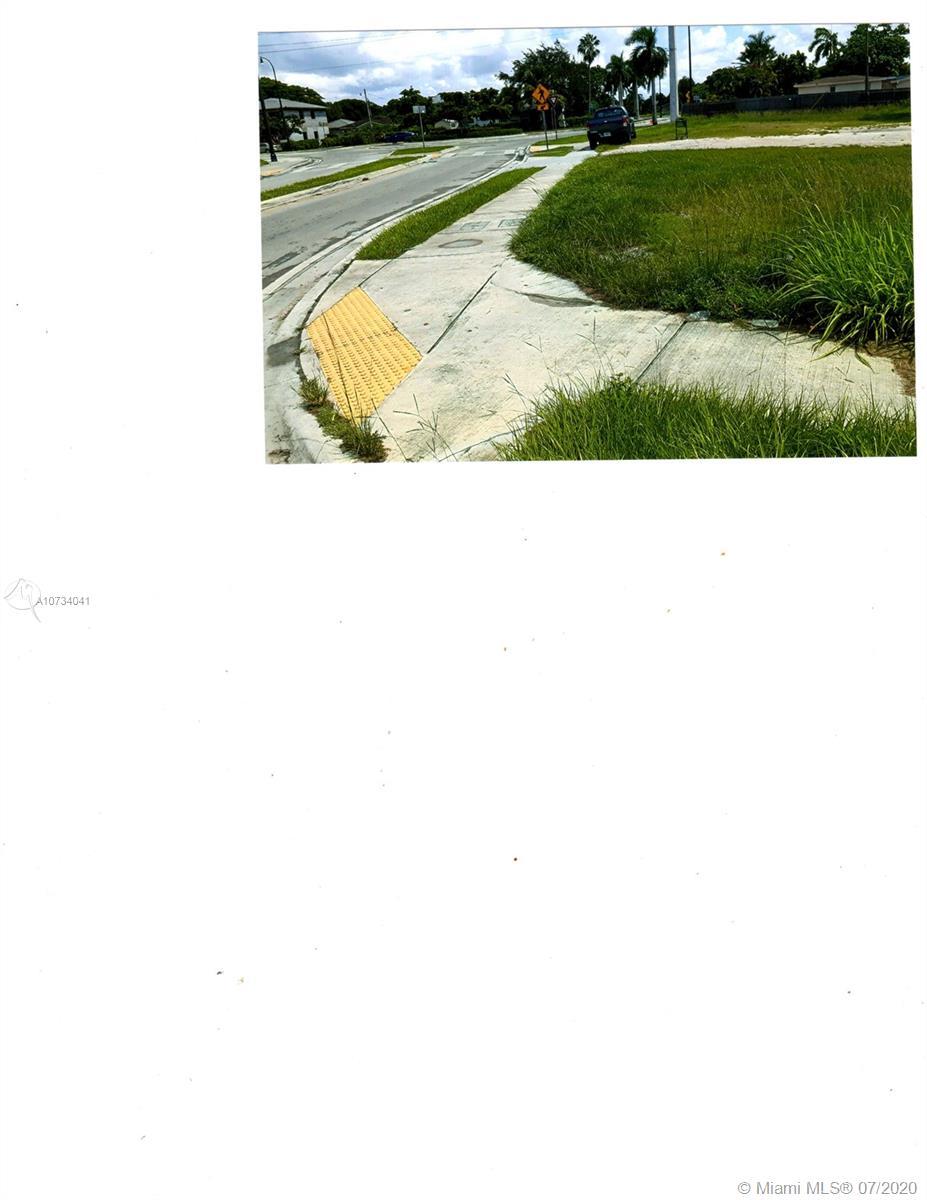 101 W Indigo, Perrine FL 33157 photo 2