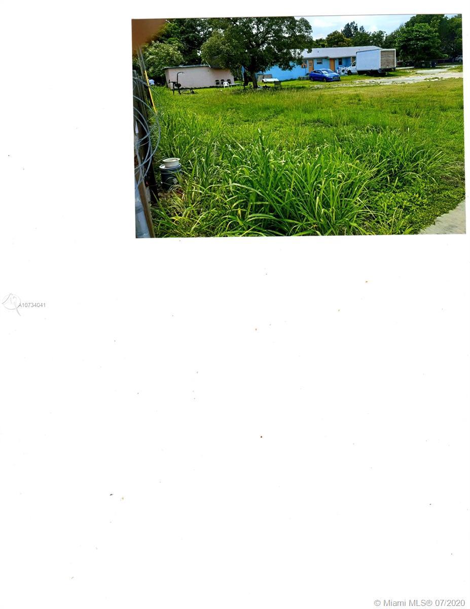 101 W Indigo, Perrine FL 33157