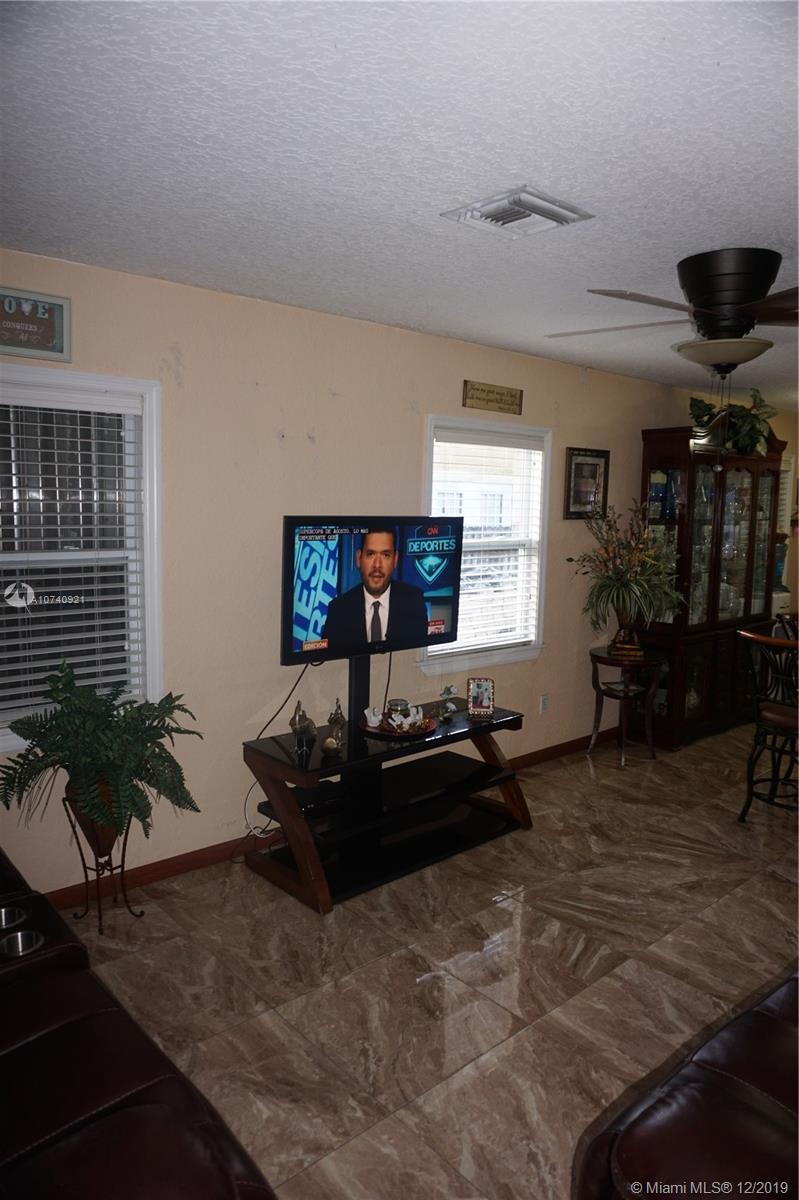 515 Colonial Road, West Palm Beach FL 33405