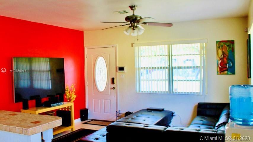 809 S 24 Ave, Hollywood FL 33020 photo 4
