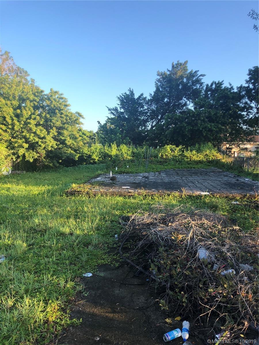 1941 NW 151 st, Opa-Locka FL 33054