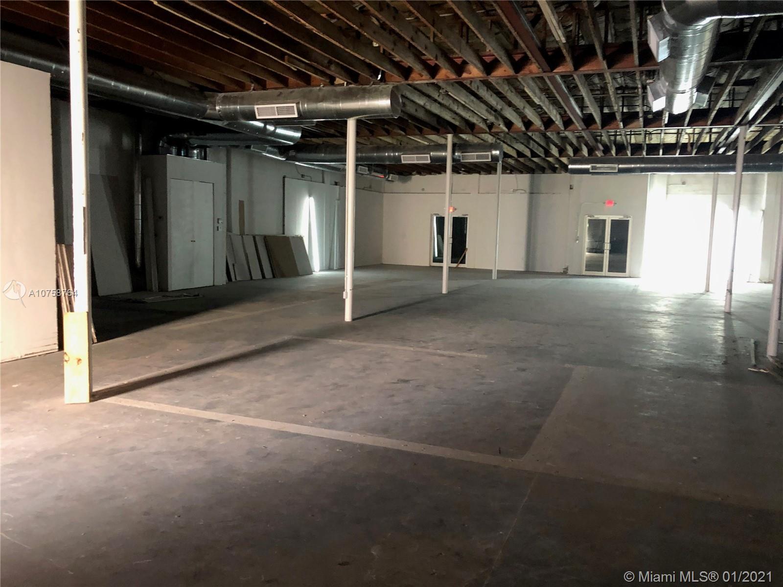 702 NW 5th Ave, Miami FL 33136 photo 3