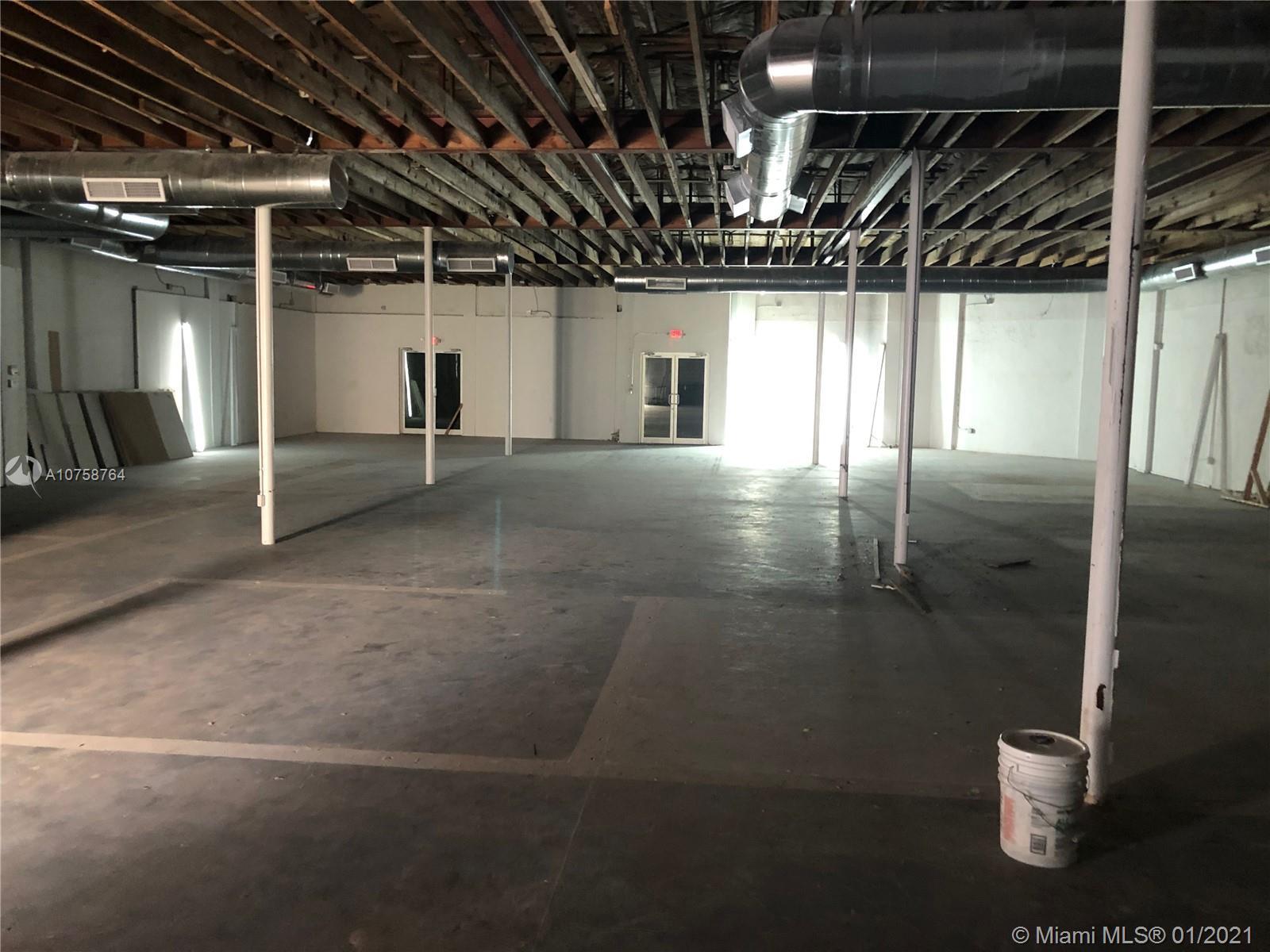 702 NW 5th Ave, Miami FL 33136 photo 4