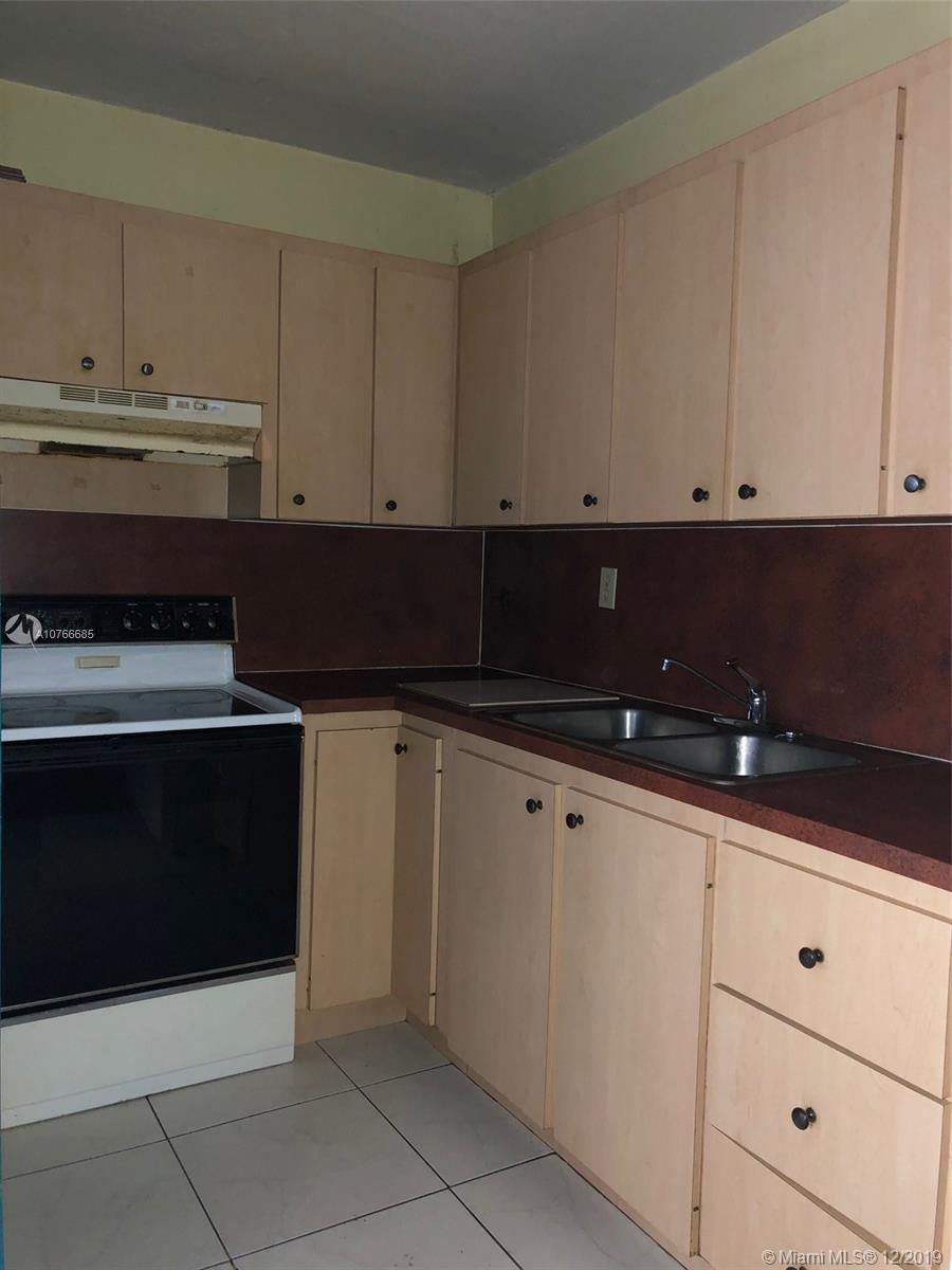 1525 NW 19th Ter # 3, Miami FL 33125 photo 5