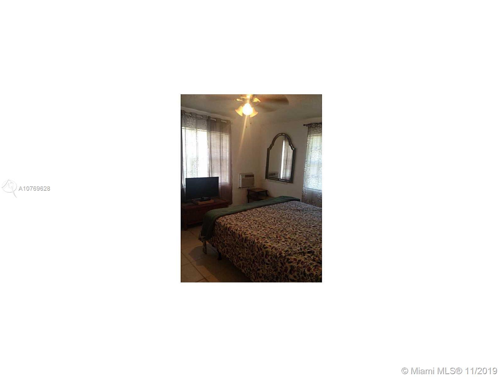 2832 NE 214th Ter # B, Aventura FL 33180 photo 3