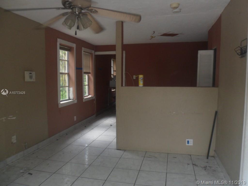 1772 NW 114th St, Miami FL 33167 photo 3