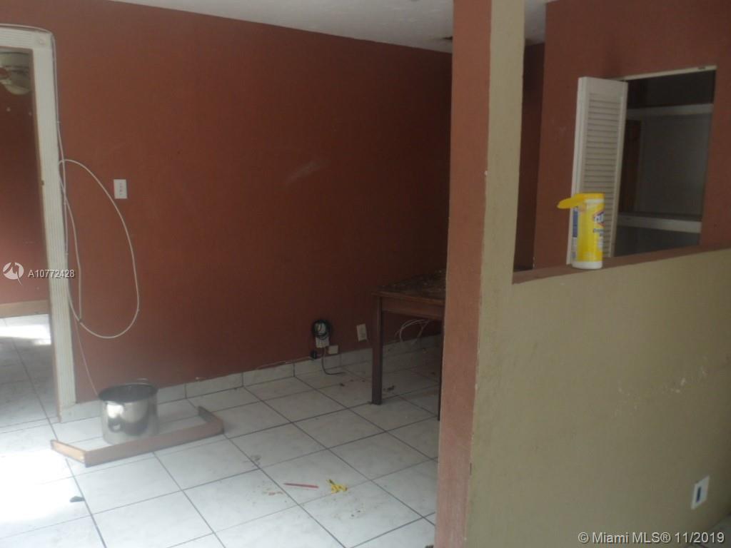 1772 NW 114th St, Miami FL 33167 photo 4