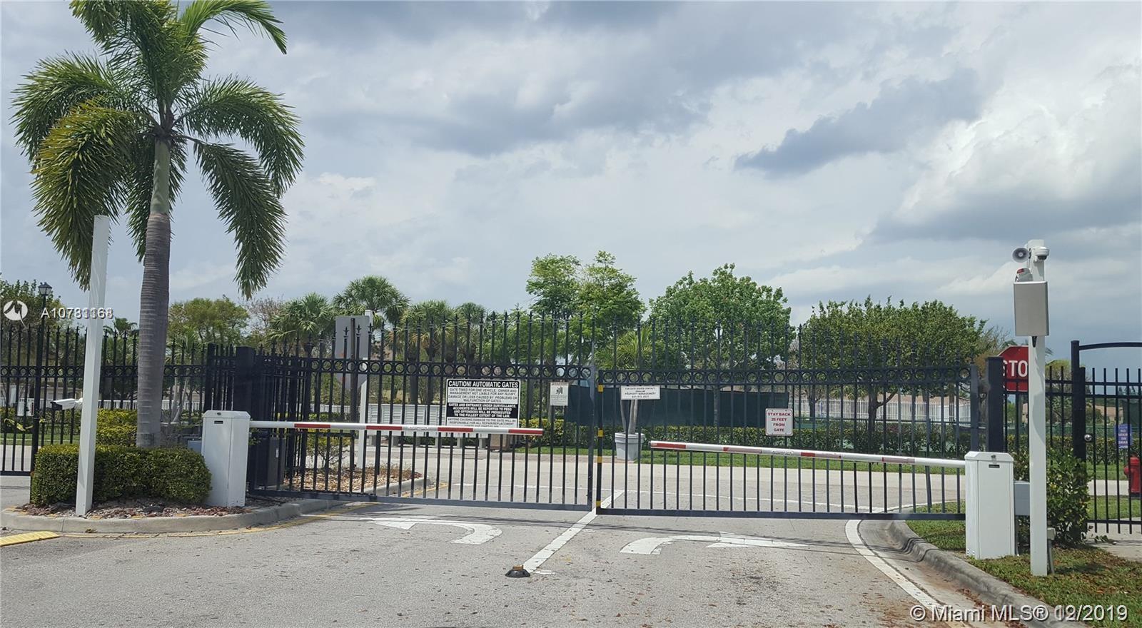 1211 Imperial Lake Rd, West Palm Beach FL 33413 photo 3