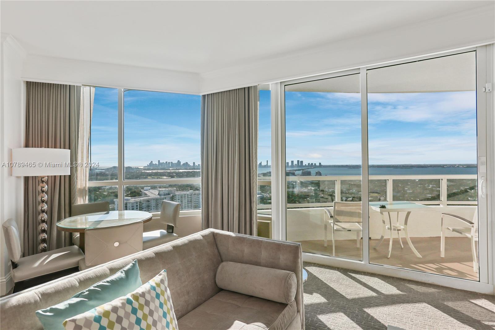 4401 Collins Ave, Miami Beach FL 33140 photo 3