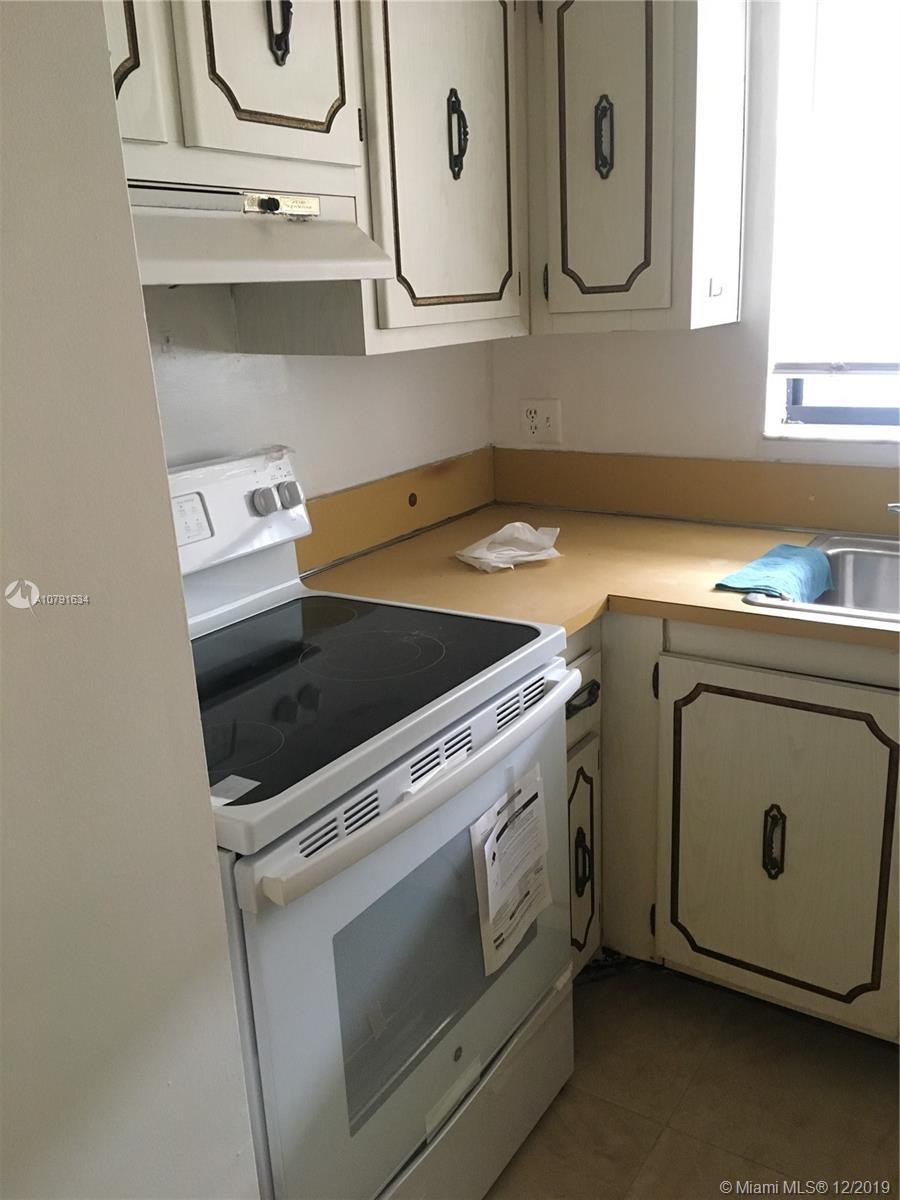 13500 NE 3rd Ct # 309, North Miami FL 33161 photo 2