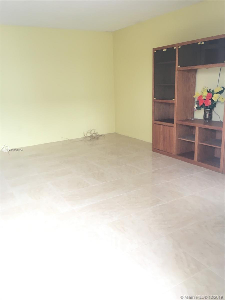 13500 NE 3rd Ct # 309, North Miami FL 33161 photo 3