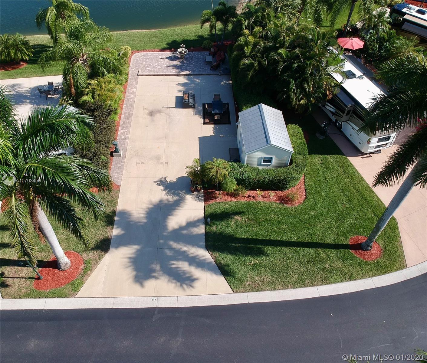 3014 E RiverBend Resort Blvd, Other City - In The State Of Florida FL 33935 photo 2