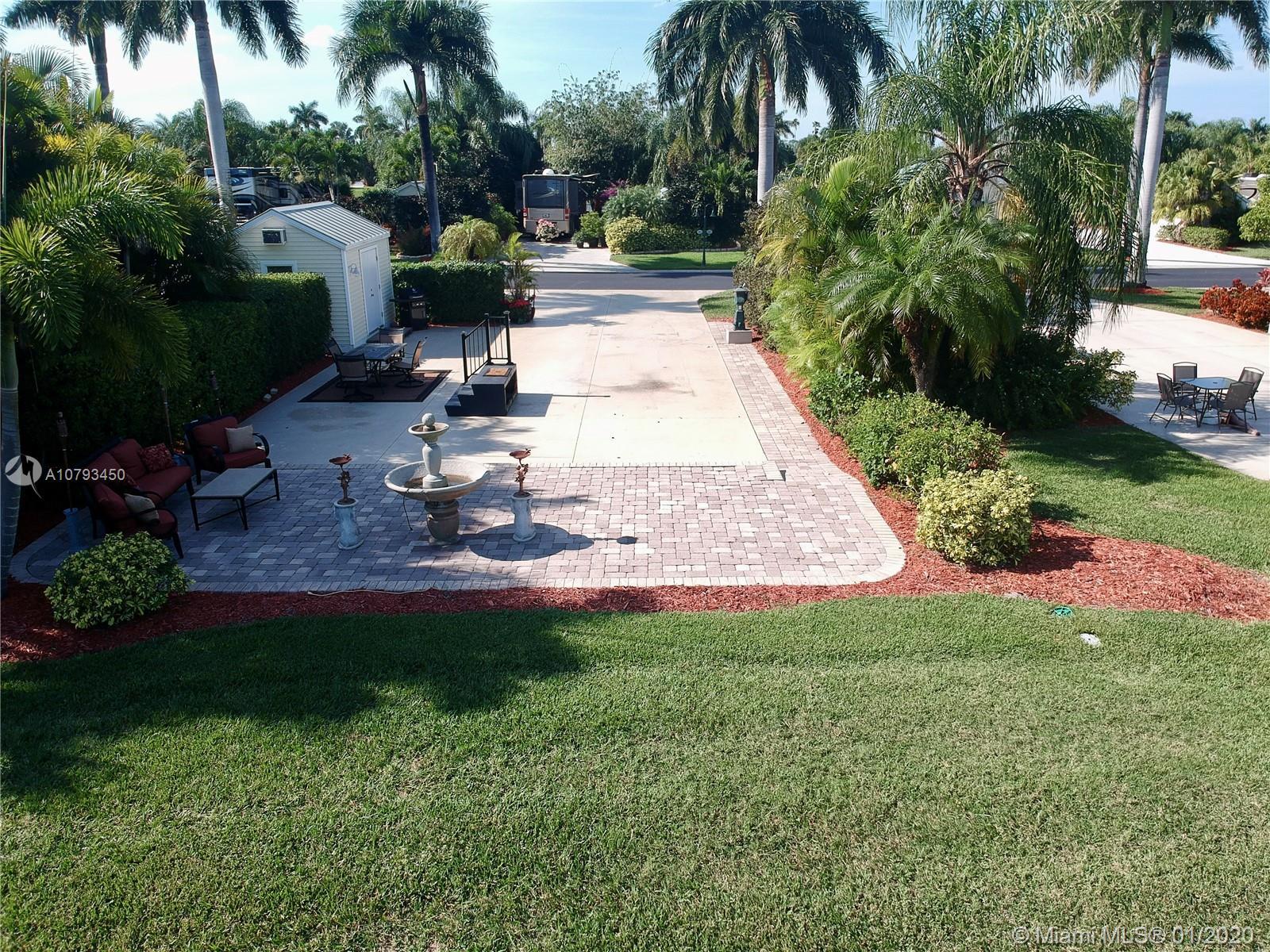 3014 E RiverBend Resort Blvd, Other City - In The State Of Florida FL 33935 photo 4