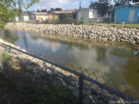 6463 SW 19th St # 0, North Lauderdale FL 33068 photo 2