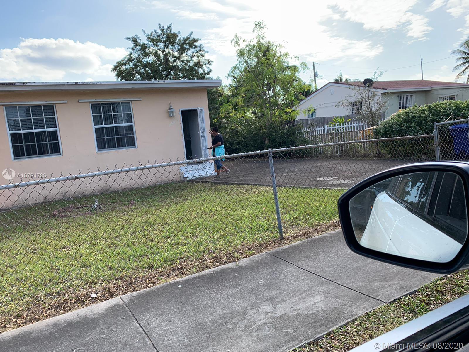 1166 NW 115th St, Miami FL 33168 photo 2