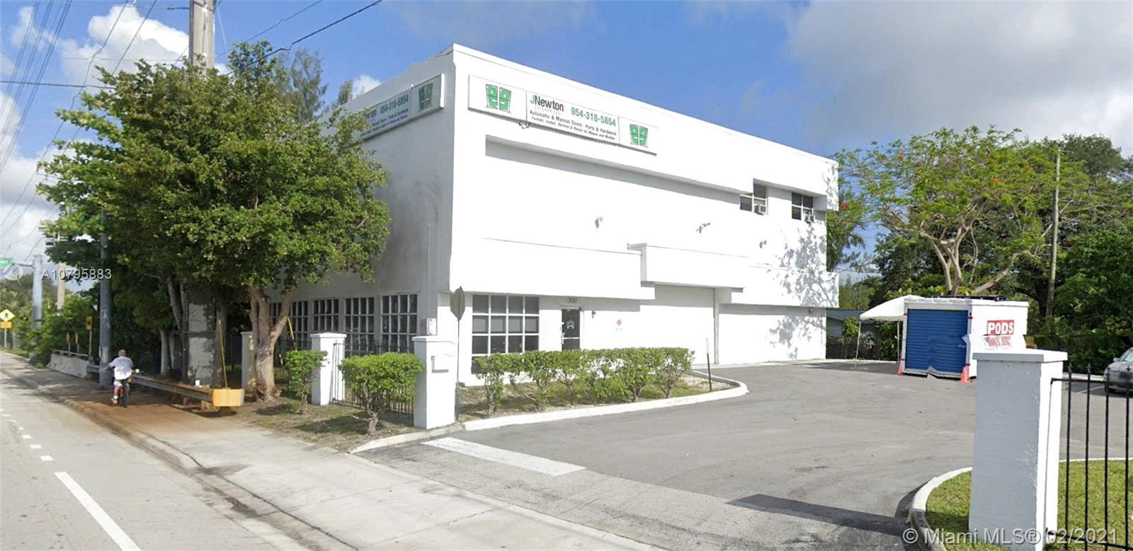 3091 Griffin Rd, Dania Beach FL 33312