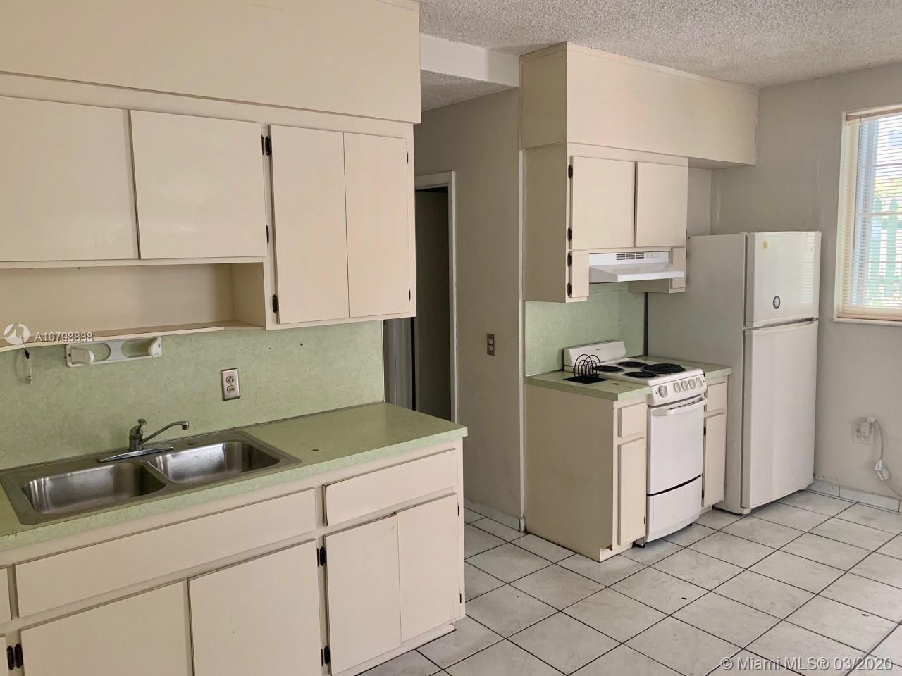 Miami Springs, FL 33166