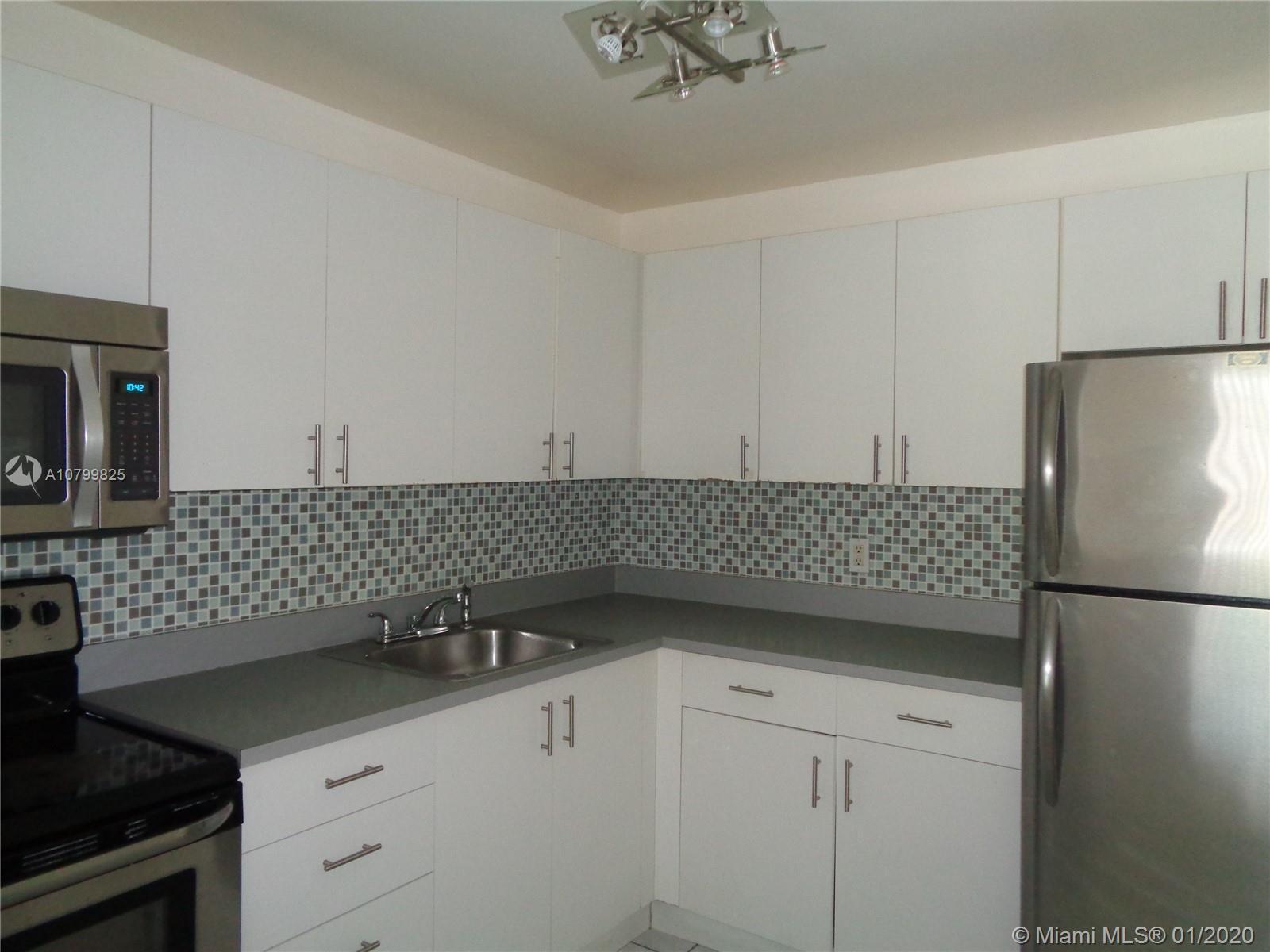 16950 W Dixie Hwy A129 Hwy # A129, North Miami Beach FL 33160