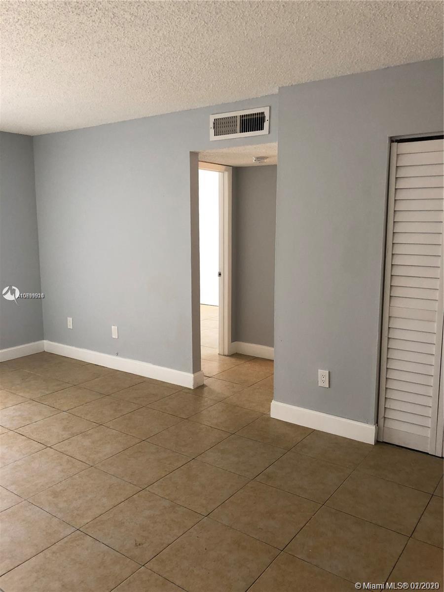 8260 SW 210 # 113, Cutler Bay FL 33189 photo 3