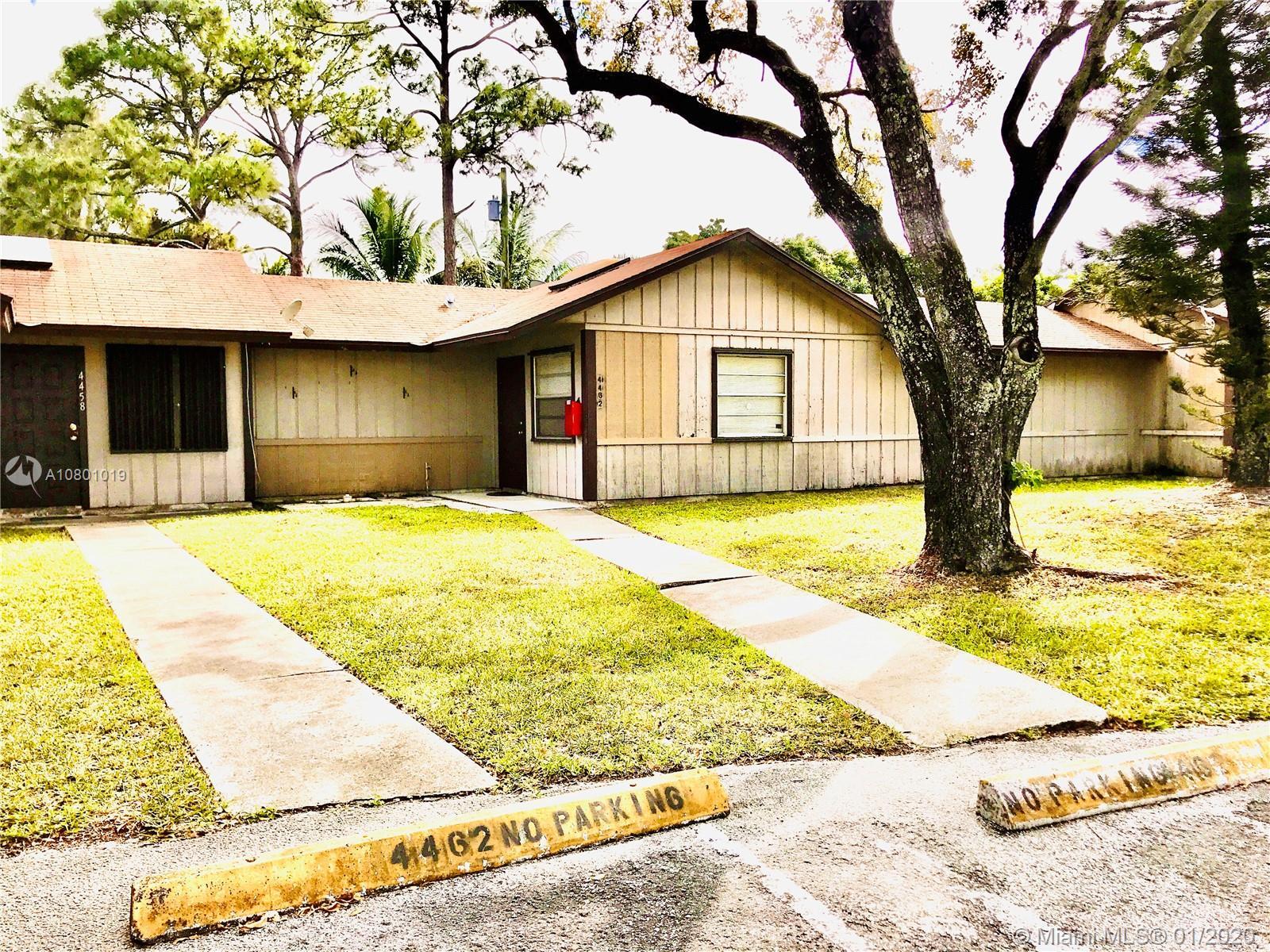 4462 Country Grove Blvd, West Palm Beach FL 33406