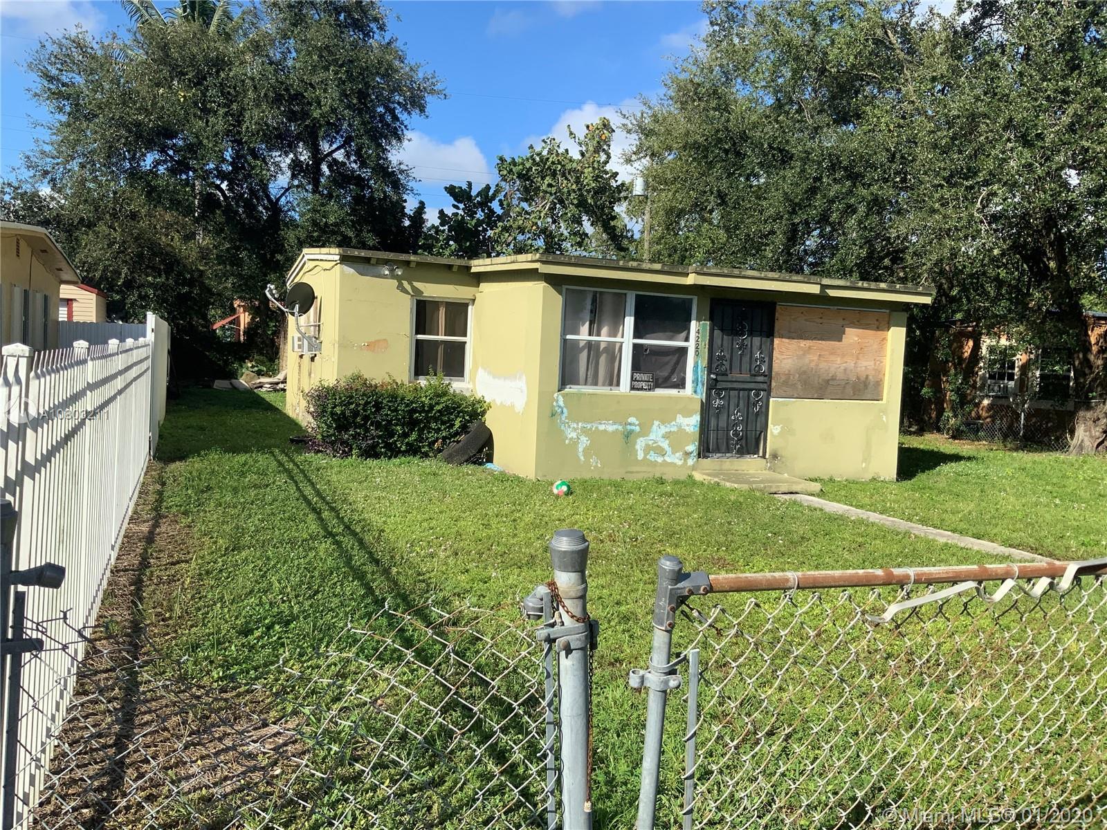 Opa-Locka, FL 33054