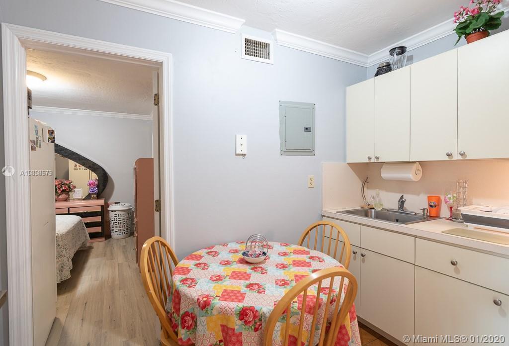 4758 W Flagler St # 16, Miami FL 33134 photo 2