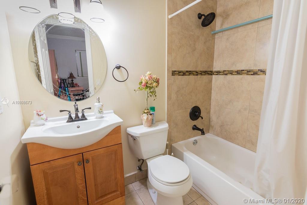 4758 W Flagler St # 16, Miami FL 33134 photo 4