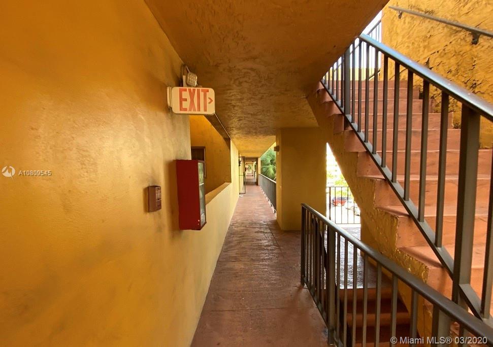 8801 W Flagler St # 302, Miami FL 33174 photo 4