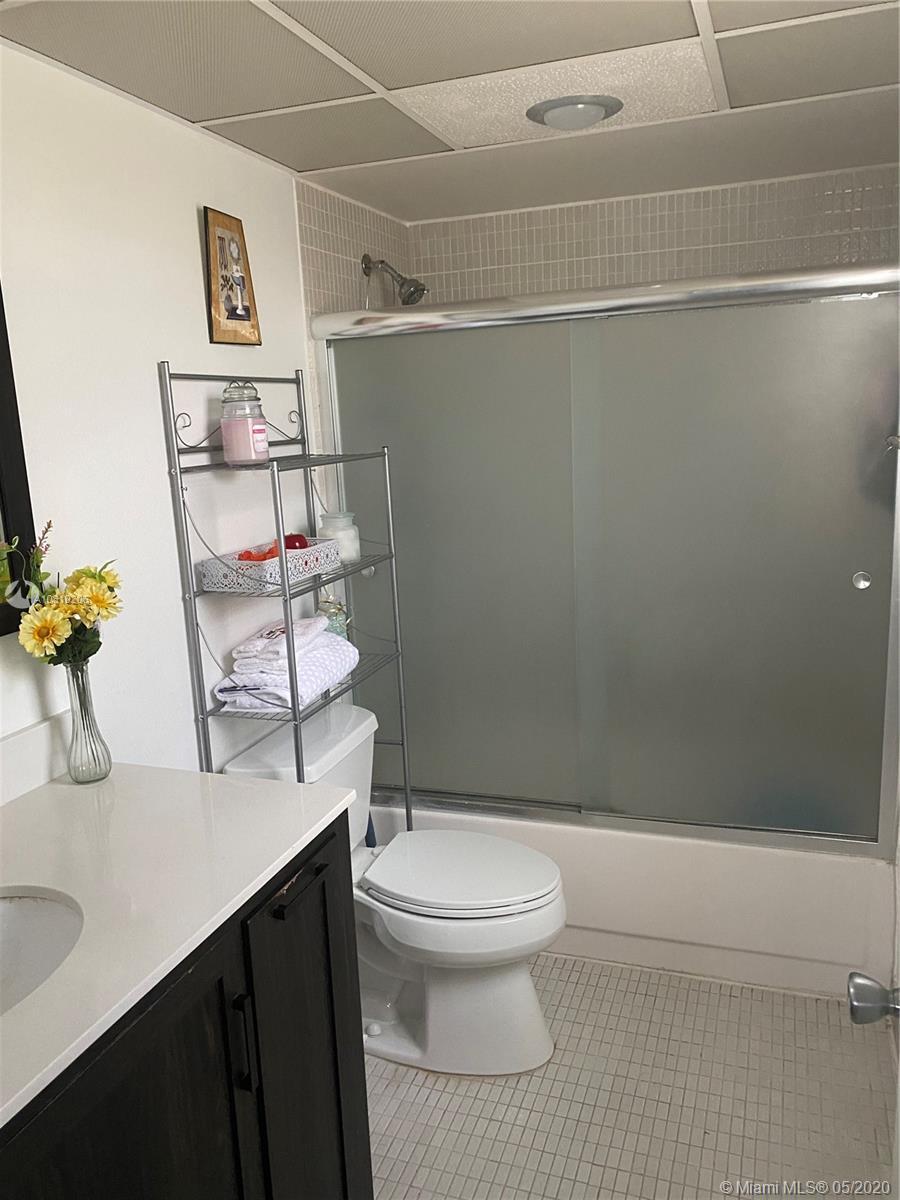 500 Executive Center Dr # 5A, West Palm Beach FL 33401 photo 5