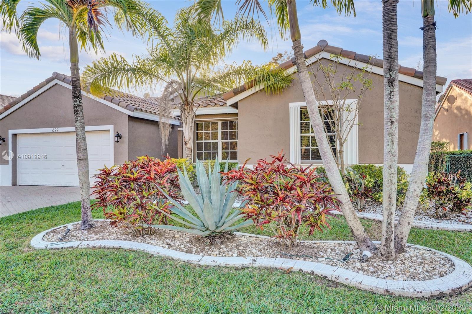 622 SW 200th Ter, Pembroke Pines FL 33029 photo 2