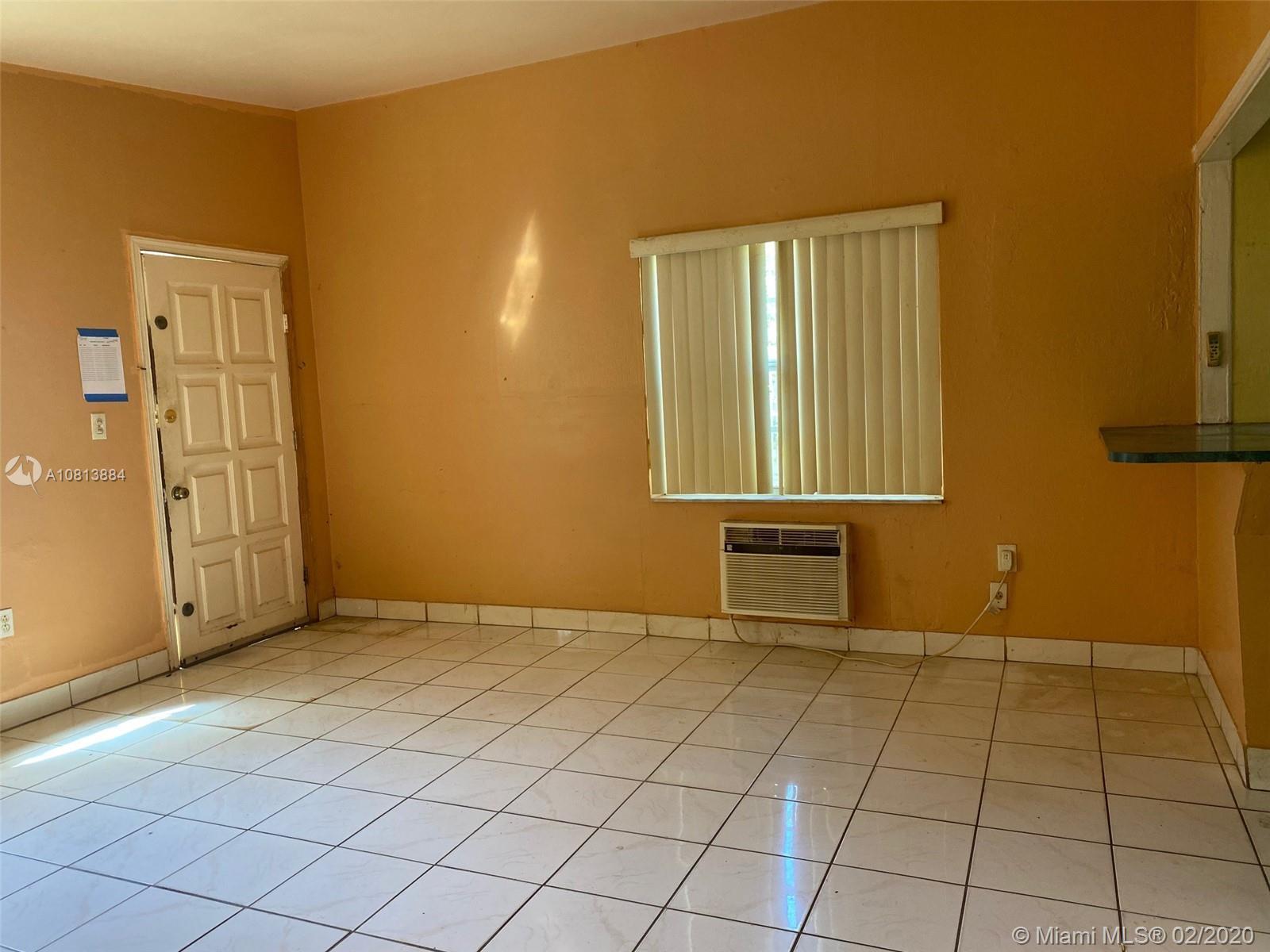 13745 NW 4th Pl, North Miami FL 33168 photo 4