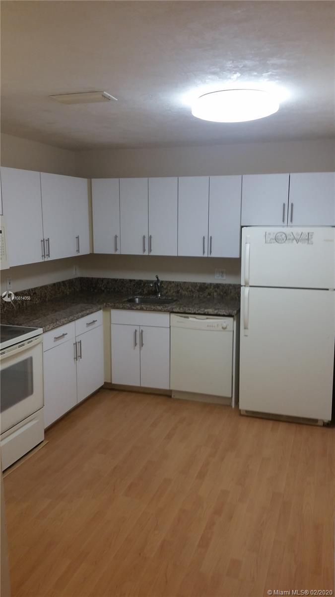 21133 SW 85th Ave # 302, Cutler Bay FL 33189 photo 5