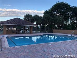 7423 SW 152nd Ave # 106, Miami FL 33193 photo 2
