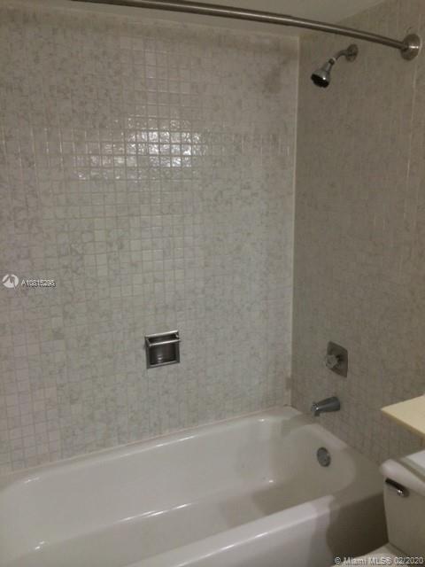3621 NW 6th St, Miami FL 33125 photo 2