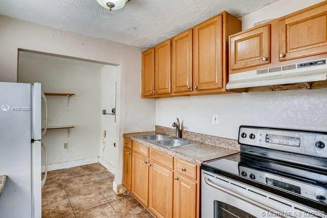 1631 NW 115th St, Miami FL 33167 photo 5