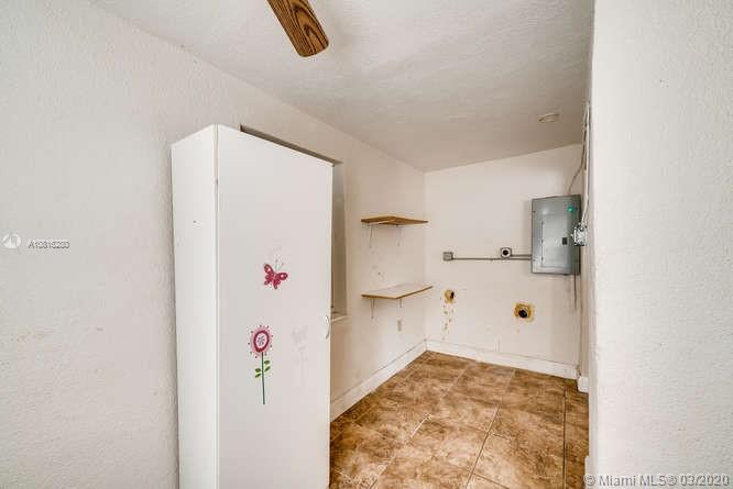 1631 NW 115th St, Miami FL 33167 photo 4