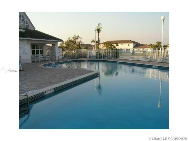 604 NW 208th Dr, Pembroke Pines FL 33029 photo 3