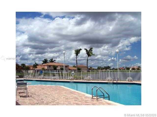 604 NW 208th Dr, Pembroke Pines FL 33029 photo 4